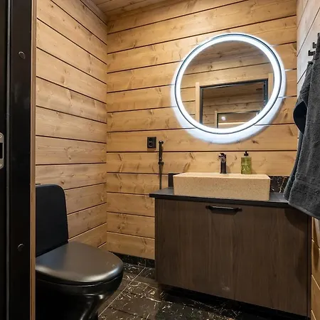 Hormistonjaenkae By Hi Yllaes Äkäslompolo