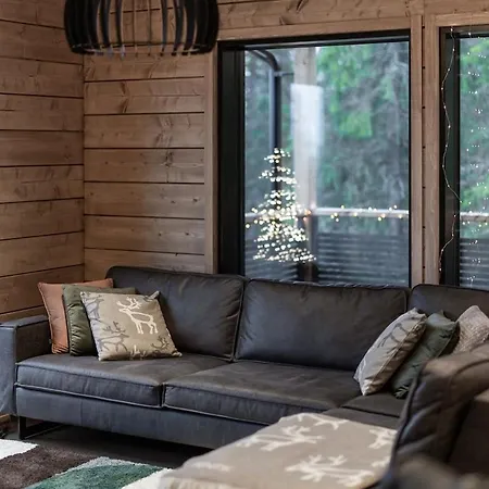 Hormistonjaenkae By Hi Yllaes *